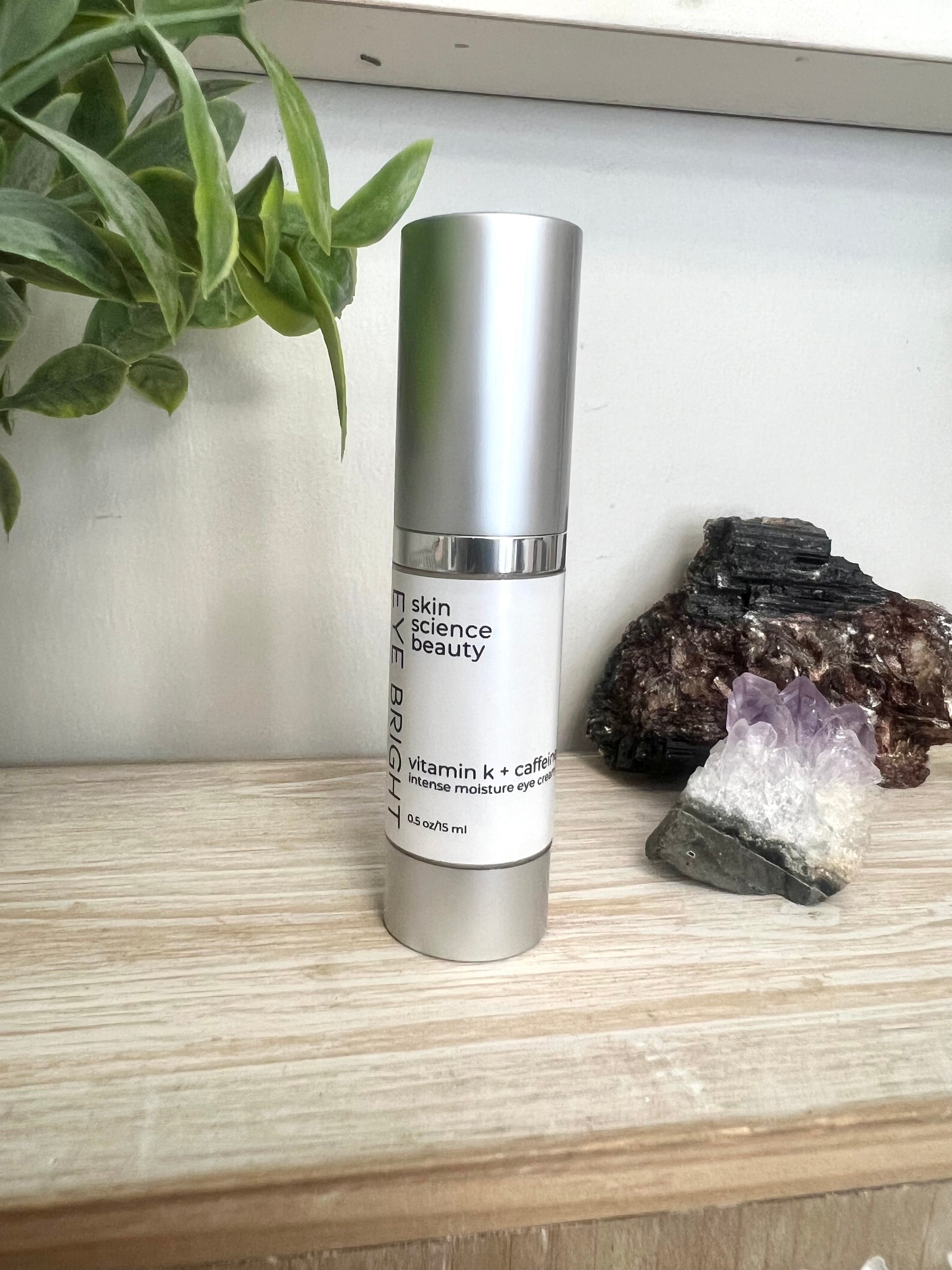 EYE Bright Vitamin K + Caffeine Eye Cream – bgo beauty